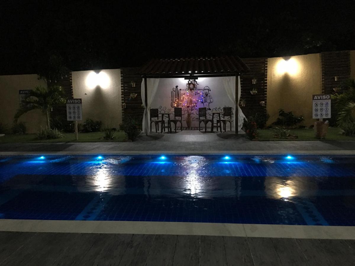 Hotel Virgulino Olho d'Agua do Casado 外观 照片
